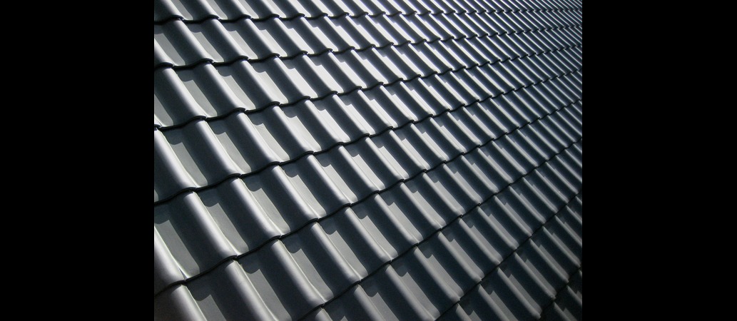 Composite Roof Tiles Vs Slate: What’s the Difference?