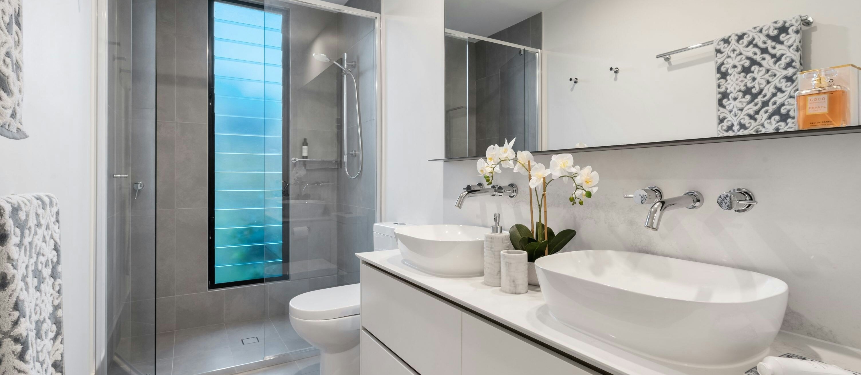 How to Keep Your Bathroom Warm During the Coldest Months